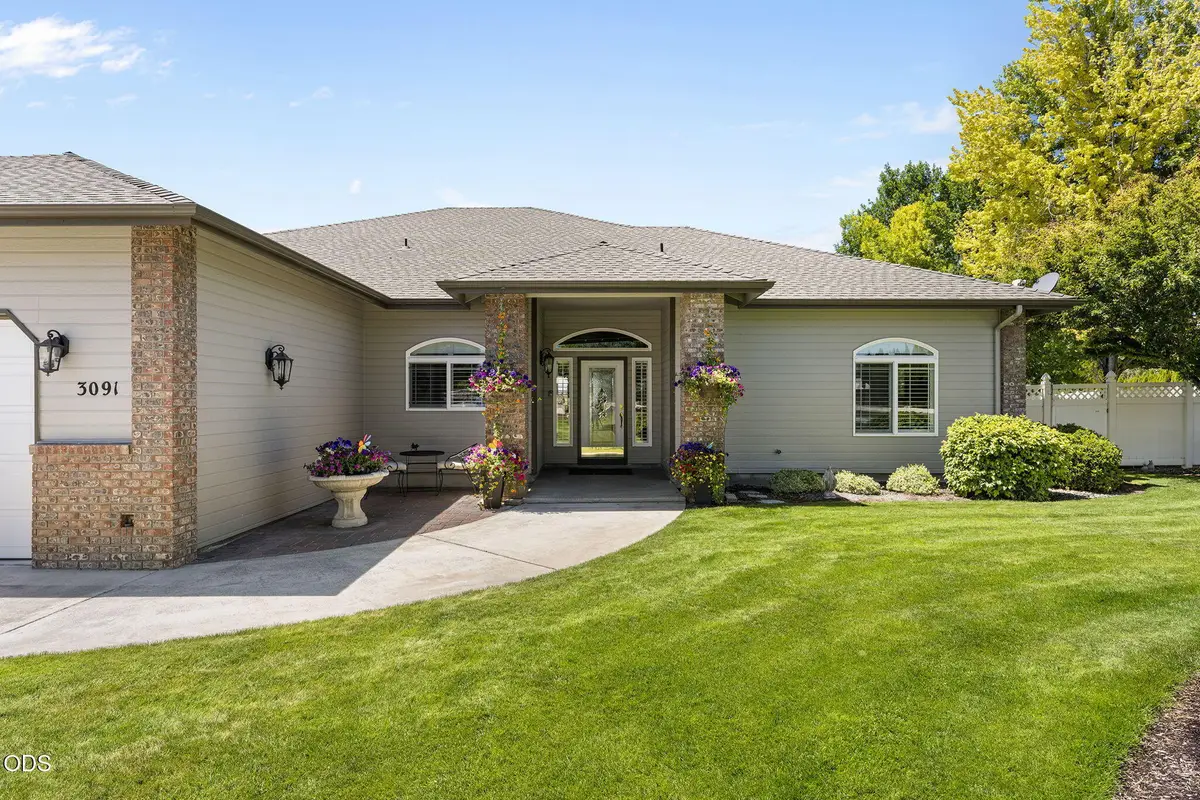 3091 NW West Hills Loop, Prineville, OR 97754 - #1