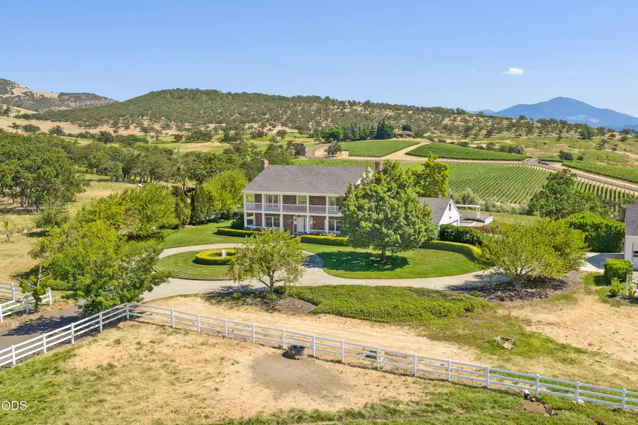 4550 Coal Mine Road, Medford, OR 97504 - #2