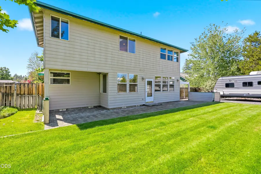 2034 NE Bluebird Court Ne, Bend, OR 97701 - #3