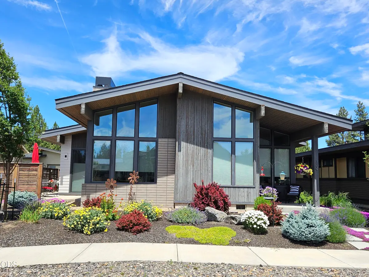 304 W Clearpine, Sisters, OR 97759 - #1