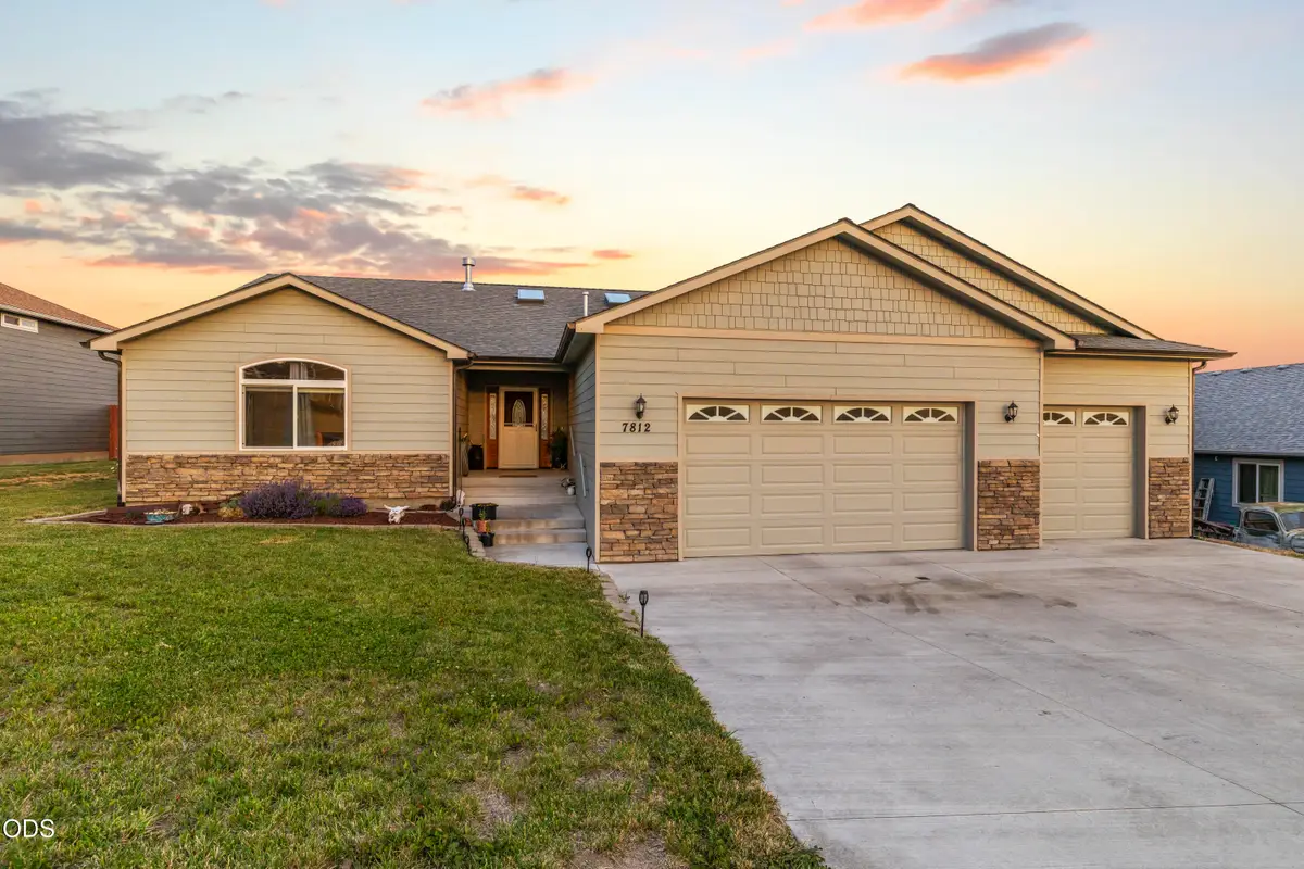 7812 Scenic View Drive, Klamath Falls, OR 97603 - #1