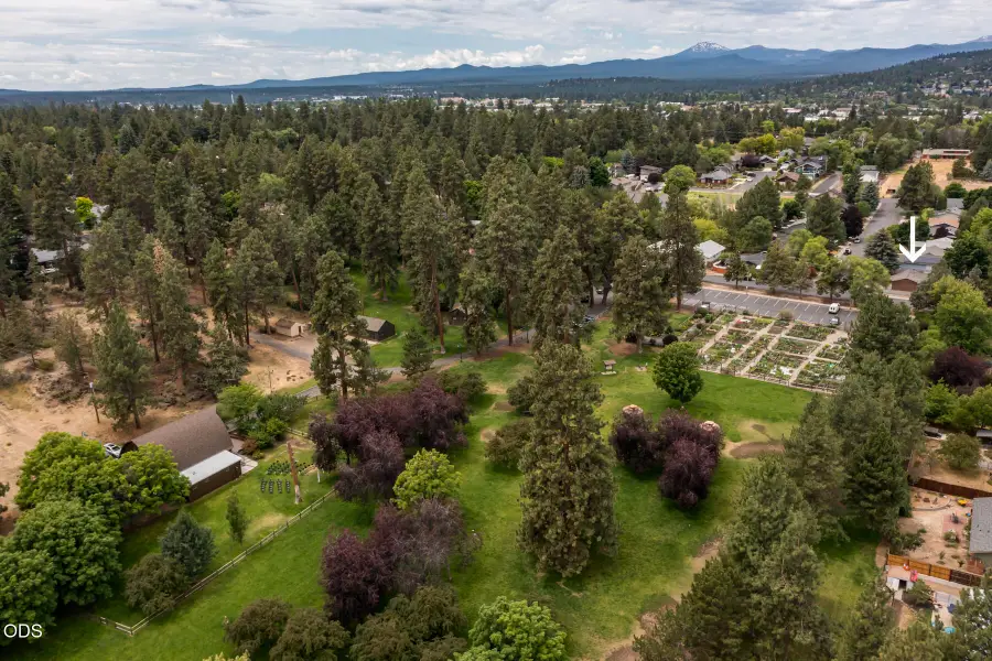 1170 NE Ulysses Drive, Bend, OR 97701 - #3
