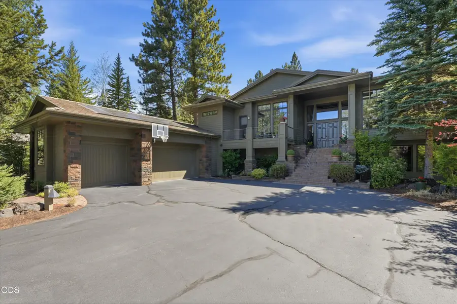 61712 Broken Top Drive, Bend, OR 97702 - #3