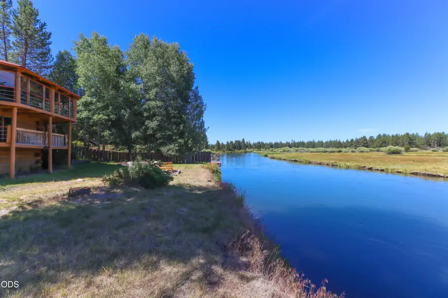 54685 Silver Fox Drive, Bend, OR 97707 - #3