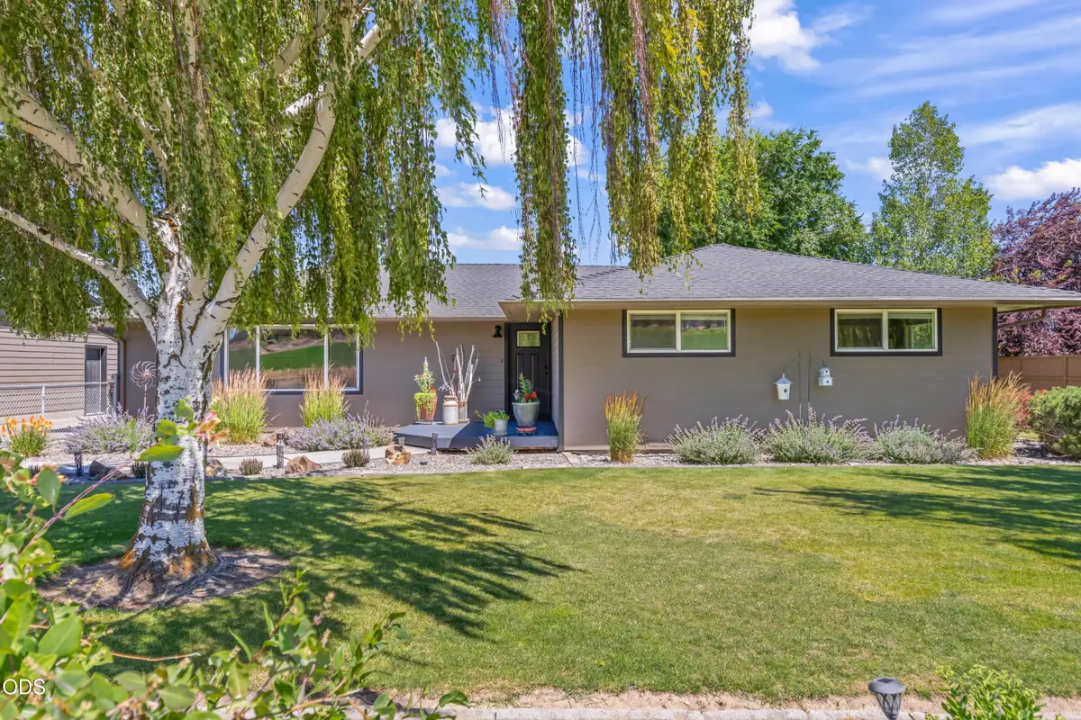 2348 NE Barnes Road, Prineville, OR 97754 - #1