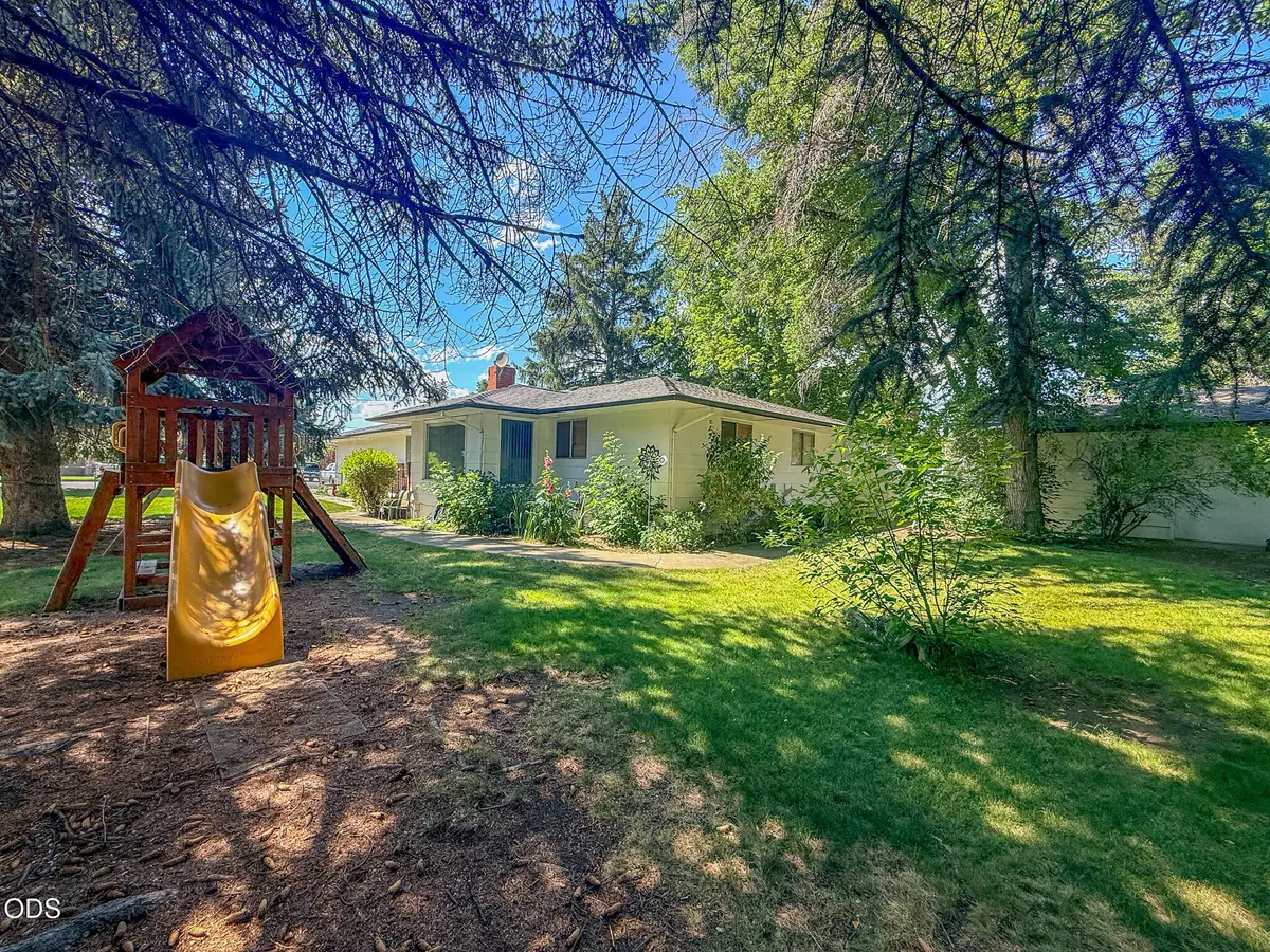 206 SW Claypool Street, Prineville, OR 97754 - #1