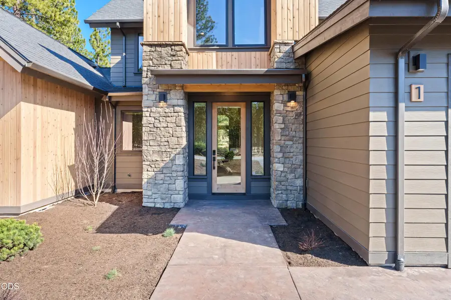 56441 Elk Run Drive #31, Bend, OR 97707 - #2