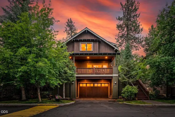 19411 Brookside Way, Bend, OR 97702