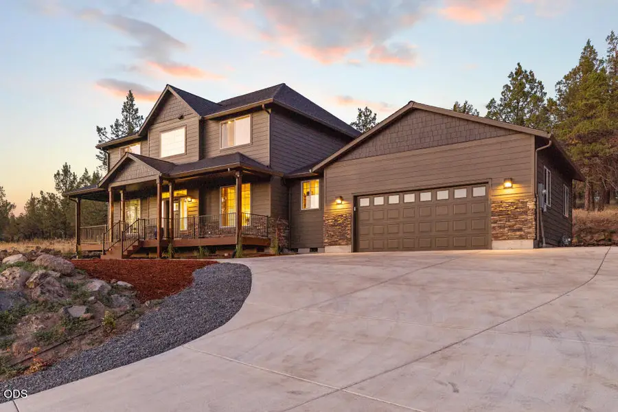 4205 Fox Sparrow Drive, Klamath Falls, OR 97601 - #3