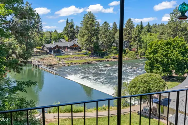 1565 NW Wall Street #232-233, Bend, OR 97703