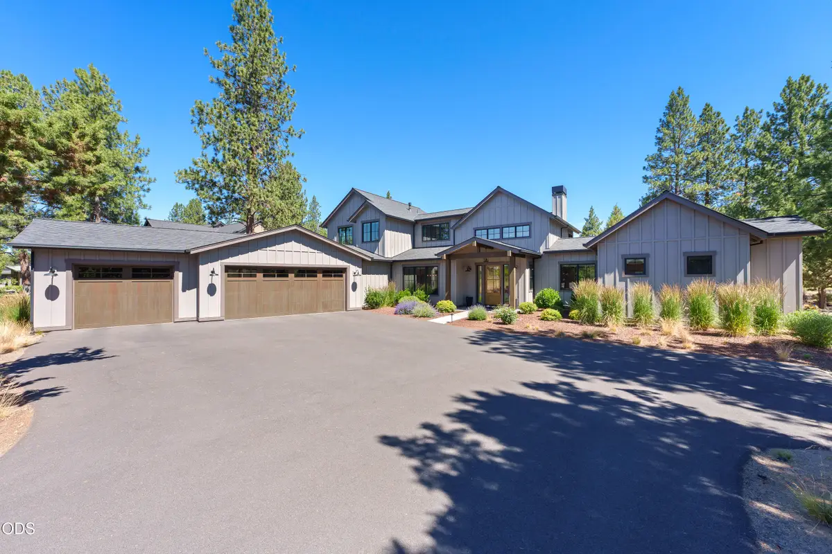 61546 Hosmer Lake Drive, Bend, OR 97702 - #1