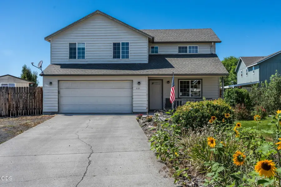 609 NE Stoneridge Lane, Prineville, OR 97754 - #3
