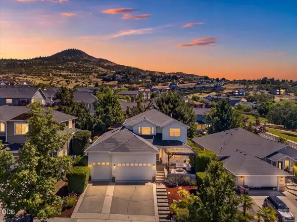 4410 Brownridge Terrace, Medford, OR 97504