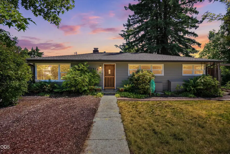 2516 Sandy Terrace, Medford, OR 97504 - #2