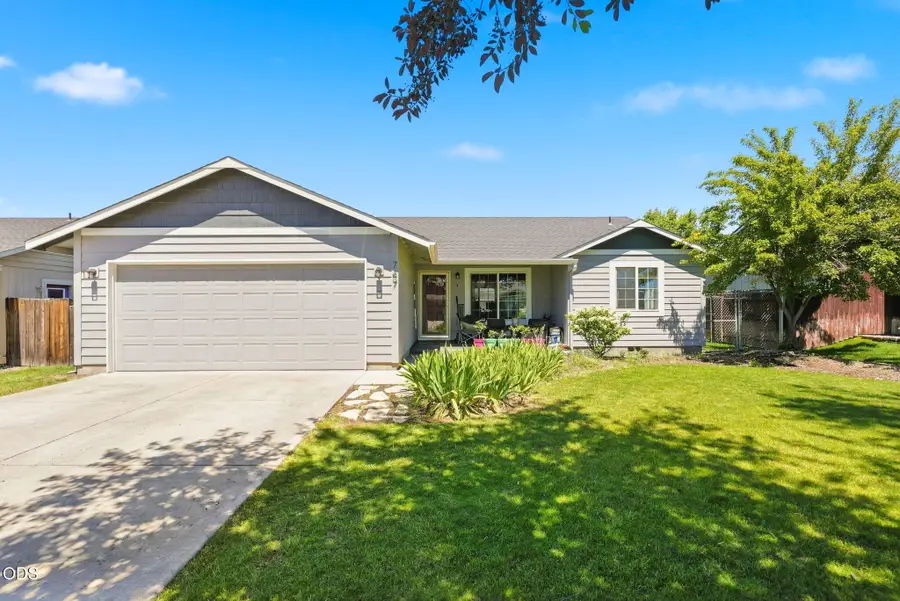 747 NE Black Bear Street, Prineville, OR 97754 - #2