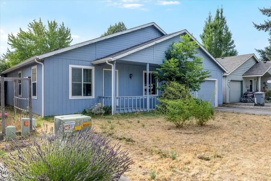 1955 SW Betty Lane, Grants Pass, OR 97526 - #2