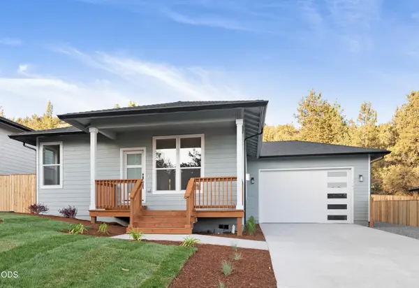 1178 W Ridge Drive #112, Klamath Falls, OR 97601