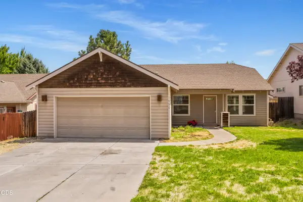 1950 SW 36th Street, Redmond, OR 97756