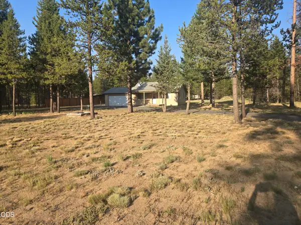 52460 Pine Drive, La Pine, OR 97739