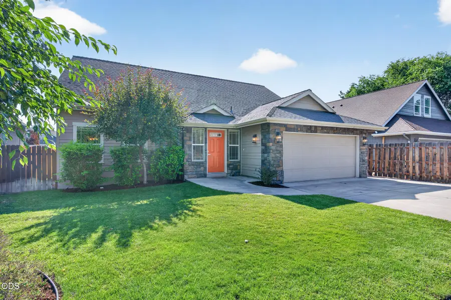 3190 NE Delmas Street, Bend, OR 97701 - #2