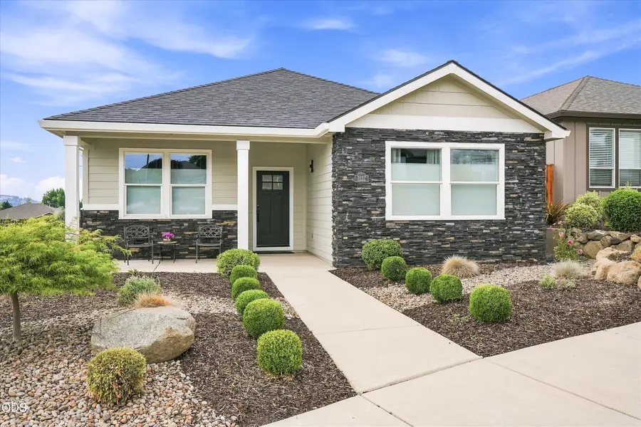 3117 Delorraine Drive, Medford, OR 97504 - #2
