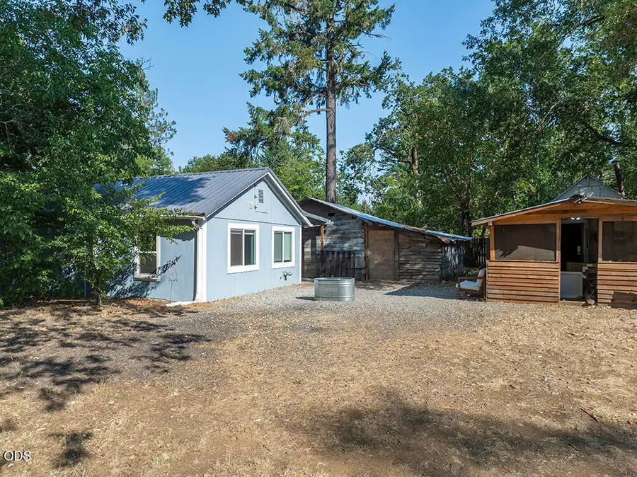 2524 Rockydale Road, Cave Junction, OR 97523 - #3