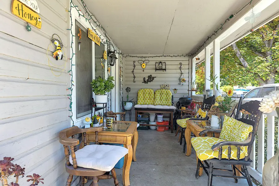 1550 Carnahan Drive, Grants Pass, OR 97527 - #3