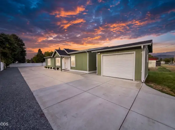 788 Garfield Street, Medford, OR 97501
