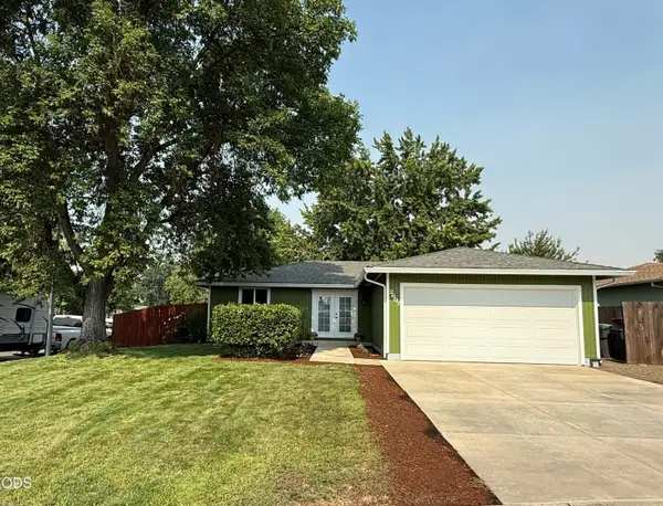 2607 Castle Circle, White City, OR 97503