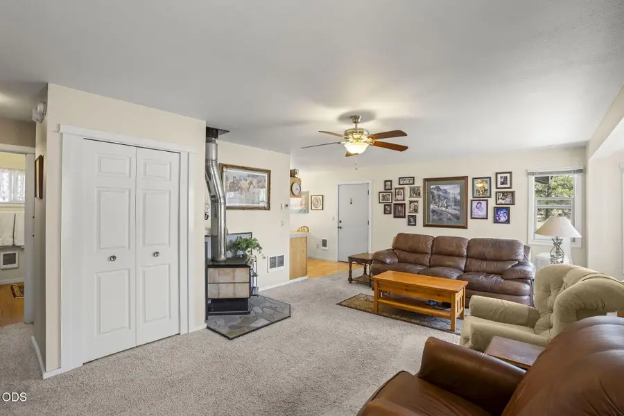 16664 Pine Tree Lane, Sisters, OR 97759 - #3