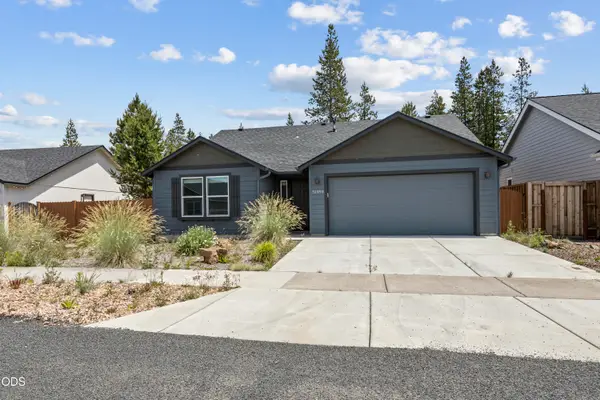 51350 Apache Tears Court, La Pine, OR 97739