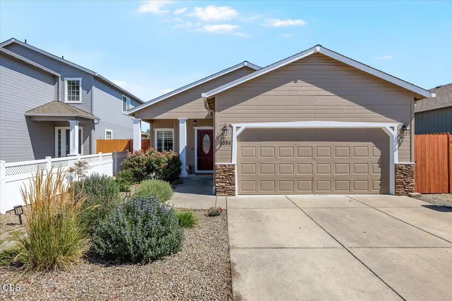 1084 Katie Mae Drive, Medford, OR 97501 - #2