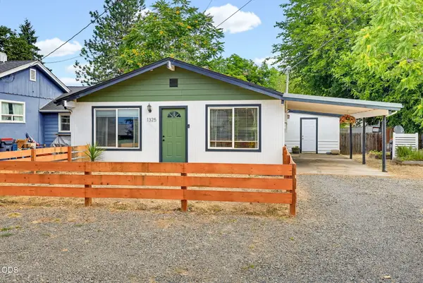1325 Spring Street, Medford, OR 97504