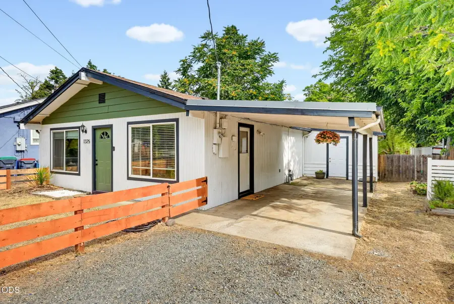 1325 Spring Street, Medford, OR 97504 - #2