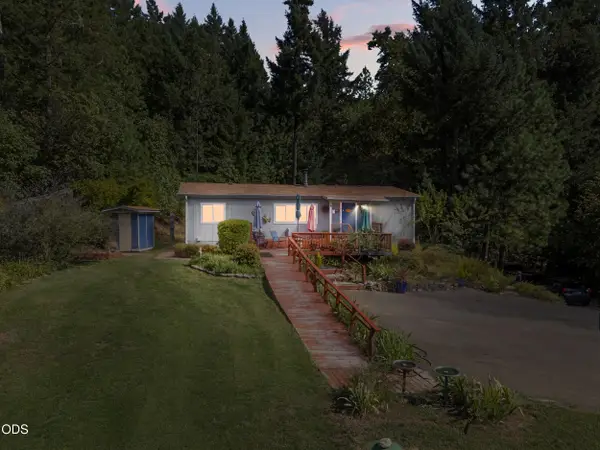 6918 Redwood Highway, Grants Pass, OR 97527