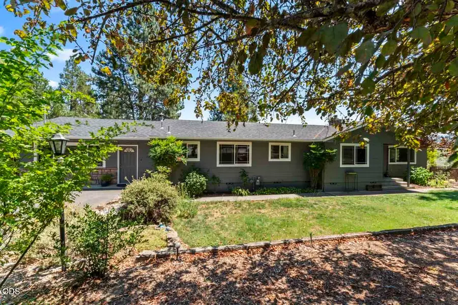 235 Larkin Road, Grants Pass, OR 97527 - #2