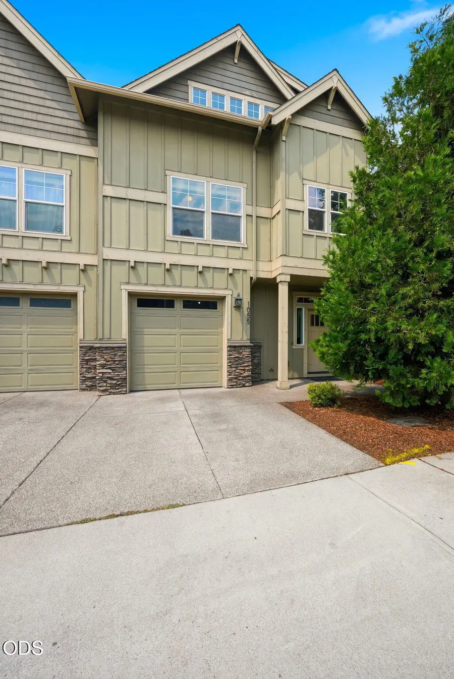 1055 SE Leonel Lane, Bend, OR 97702 - #2