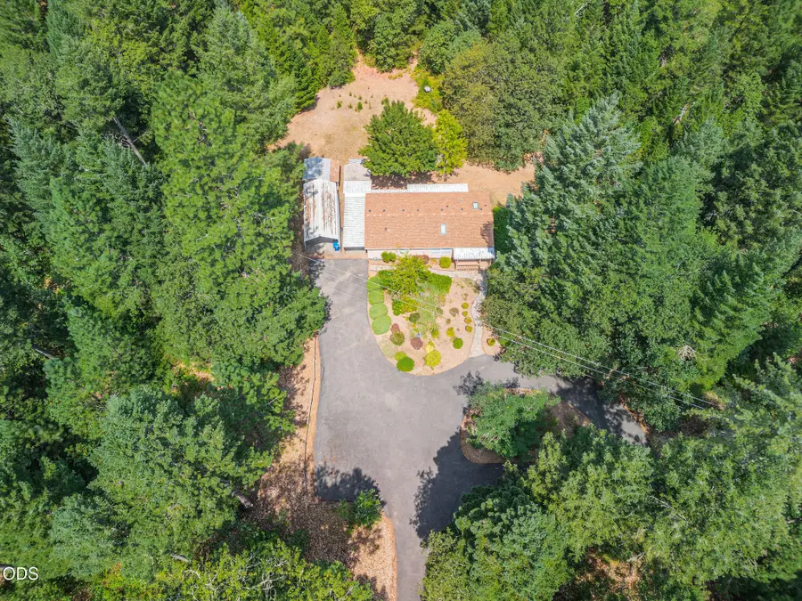 330 Bull Creek Road, Grants Pass, OR 97527 - #2