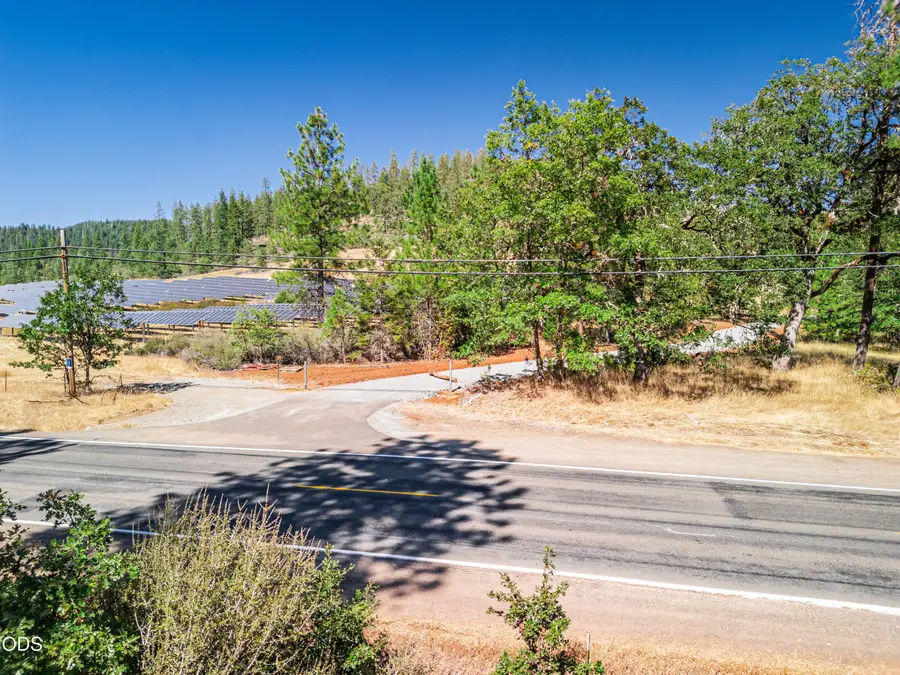 1408 Caves Highway, Cave Junction, OR 97523 - #3