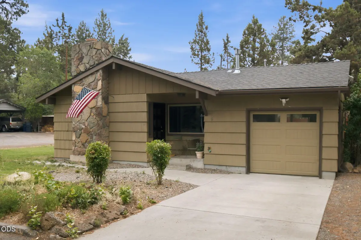 669 NE Lafayette Avenue, Bend, OR 97701 - #1