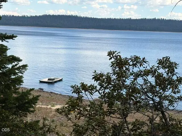 24284 Crescent Lake Road, Crescent Lake, OR 97733 - #3
