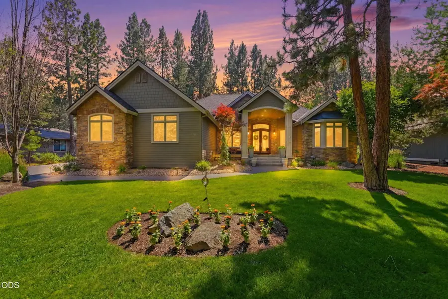 2721 NW Champion Circle, Bend, OR 97703 - #2