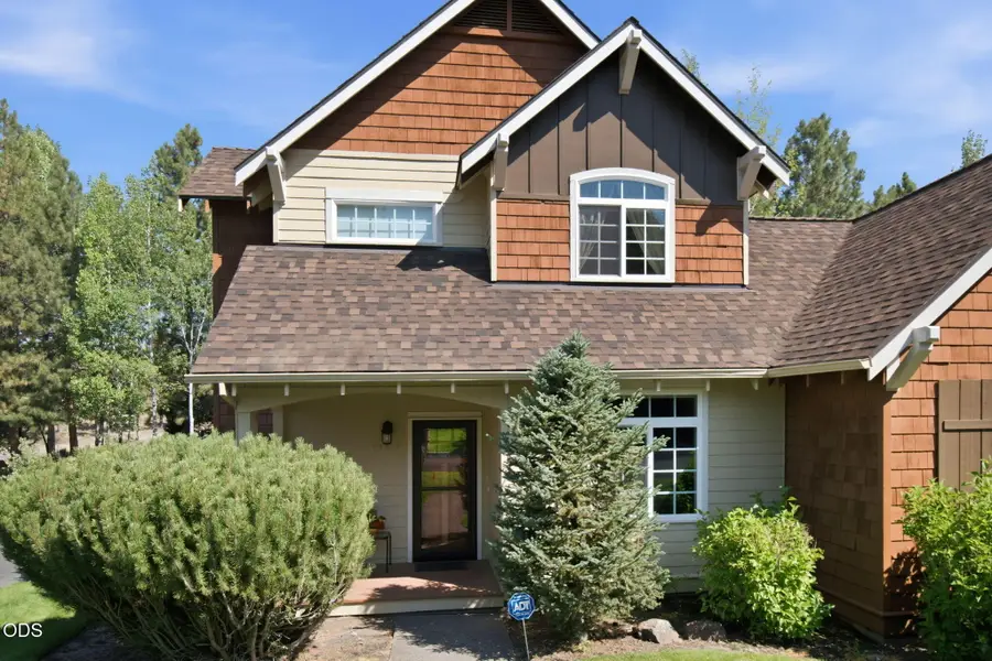 19350 SW Laurelhurst Way, Bend, OR 97702 - #2
