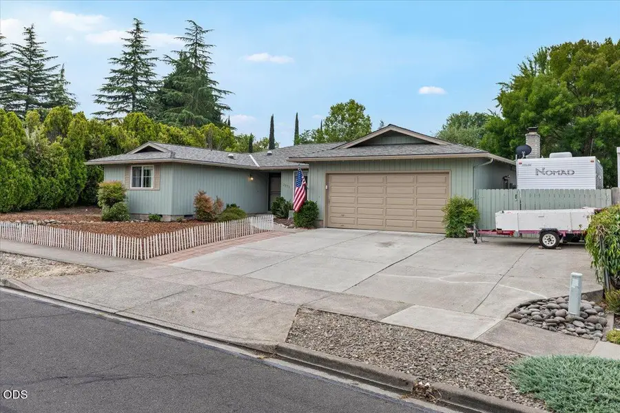 2978 Seckel Street, Medford, OR 97504 - #3