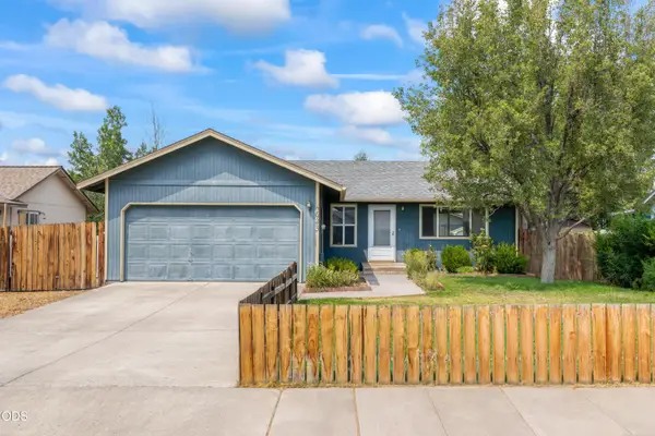 2943 SW Pumice Place, Redmond, OR 97756