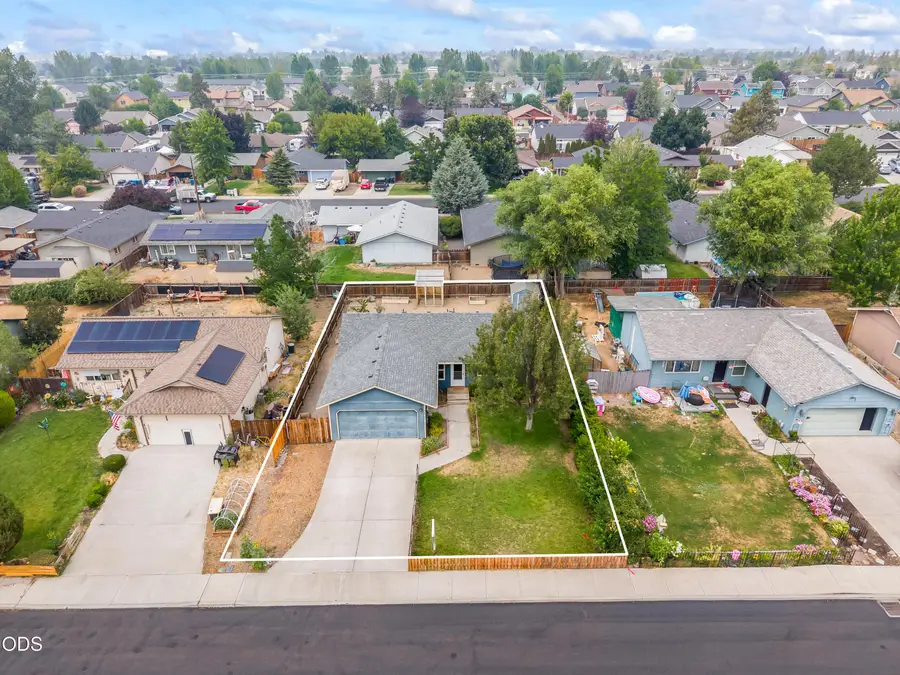 2943 SW Pumice Place, Redmond, OR 97756 - #3