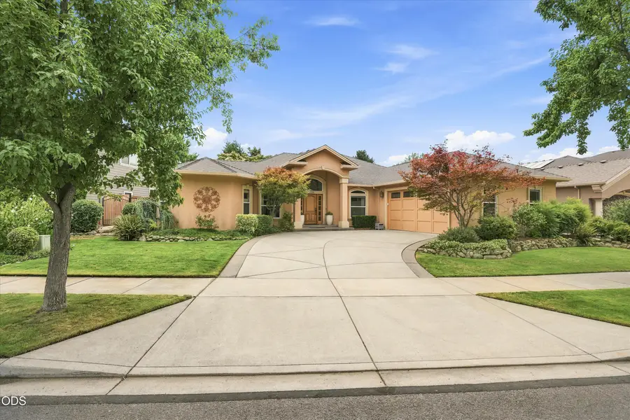 3716 Sherwood Park Drive, Medford, OR 97504 - #2