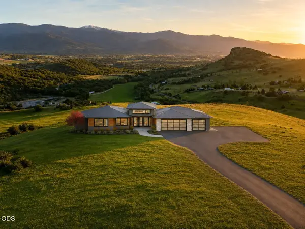 312 Sky Ridge Road, Ashland, OR 97520