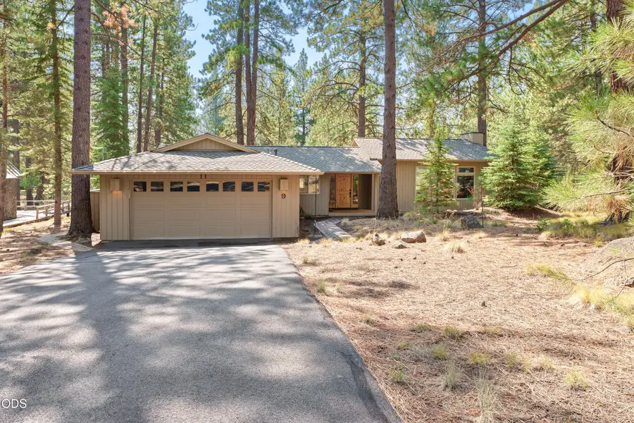 17842 Mt Hood Lane, Sunriver, OR 97707 - #2