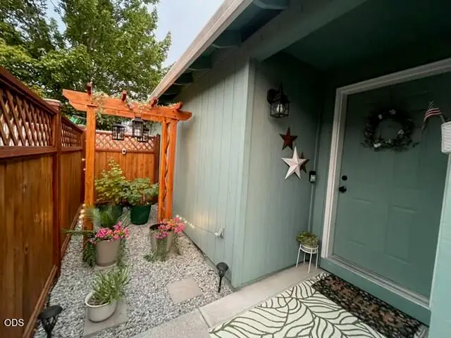 450 Saint Clair Way, Eagle Point, OR 97524 - #2